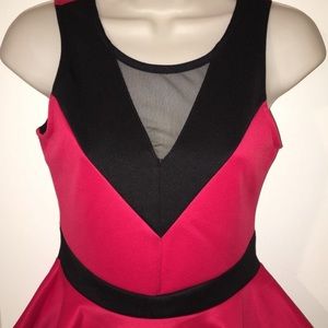 NWT RED & BLACK PEPLUM TOP SIZE MEDIUM